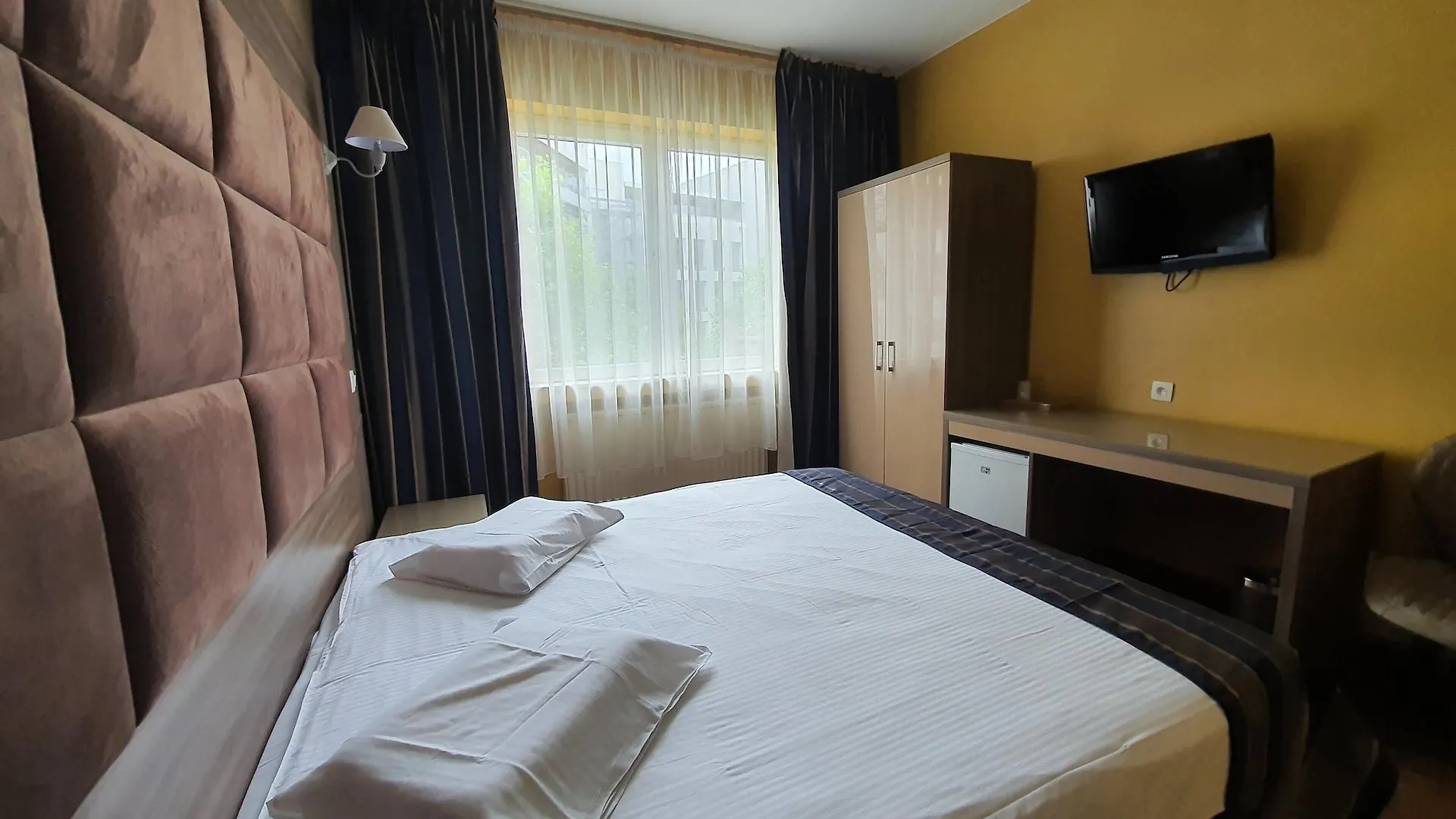 Hotel Midi-Zuid Saint-Gilles